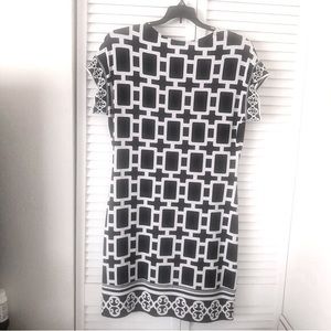 White House / Black Market Dress Black and White Print Size Large